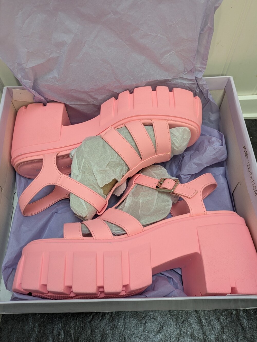 Madden Girl Galexia Strappy Platform Fisherman Sandal in Paris Pink - Picture 2 of 13